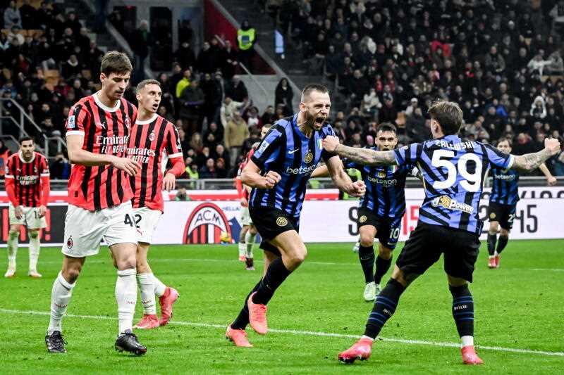 Il Derby di Milano finisce in parità Il Globo