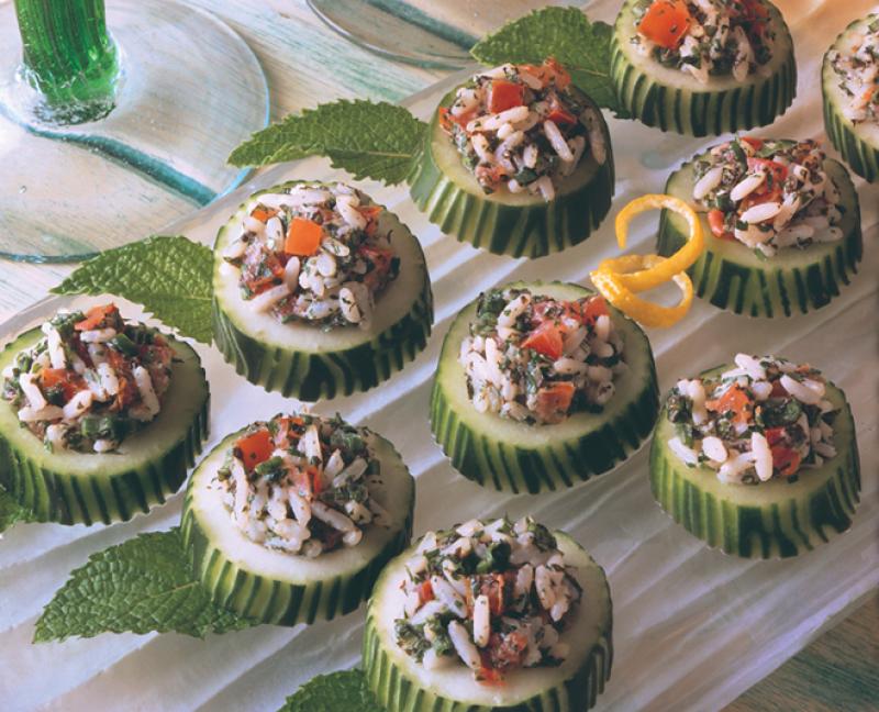 Cucumber and mint canapés — Il Globo