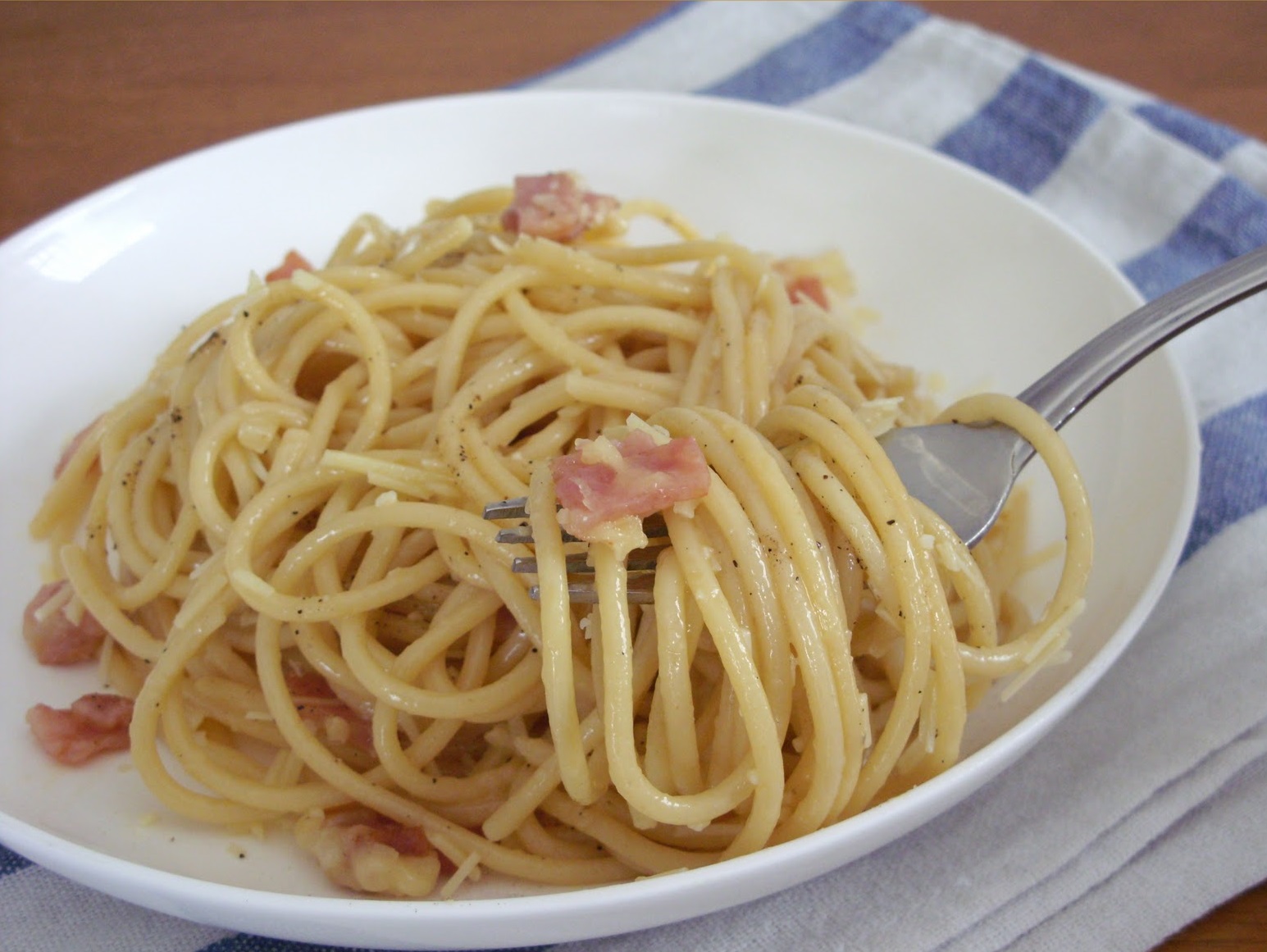 Spaghetti alla carbonara — Il Globo