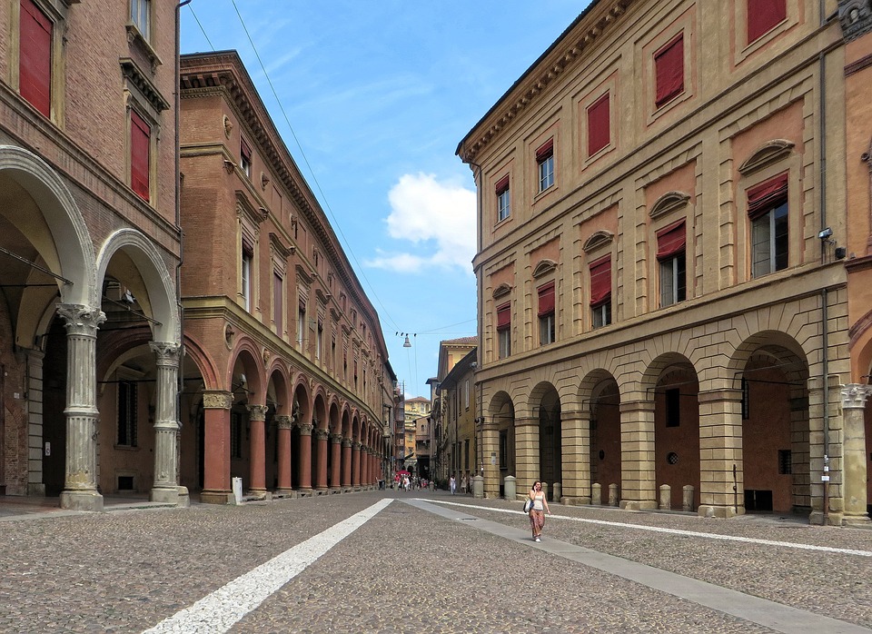 international tourism and leisure industries university of bologna