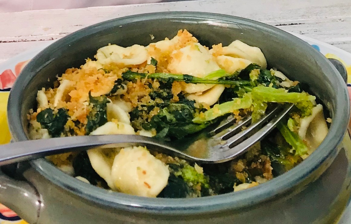Orecchiette with broccoli rabe — Il Globo