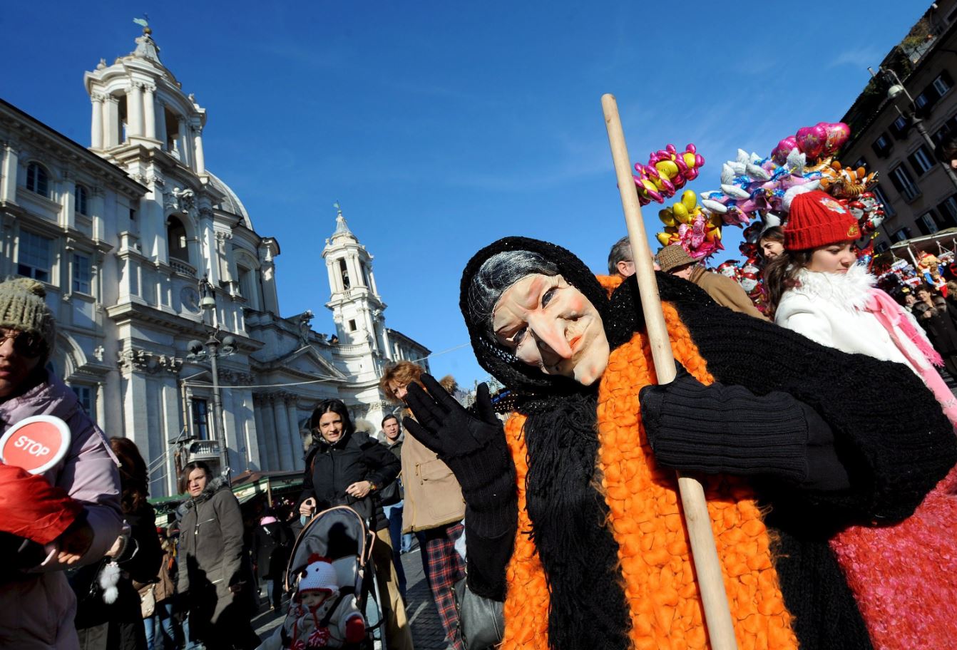 La Befana (the Christmas witch) - Life in Italy