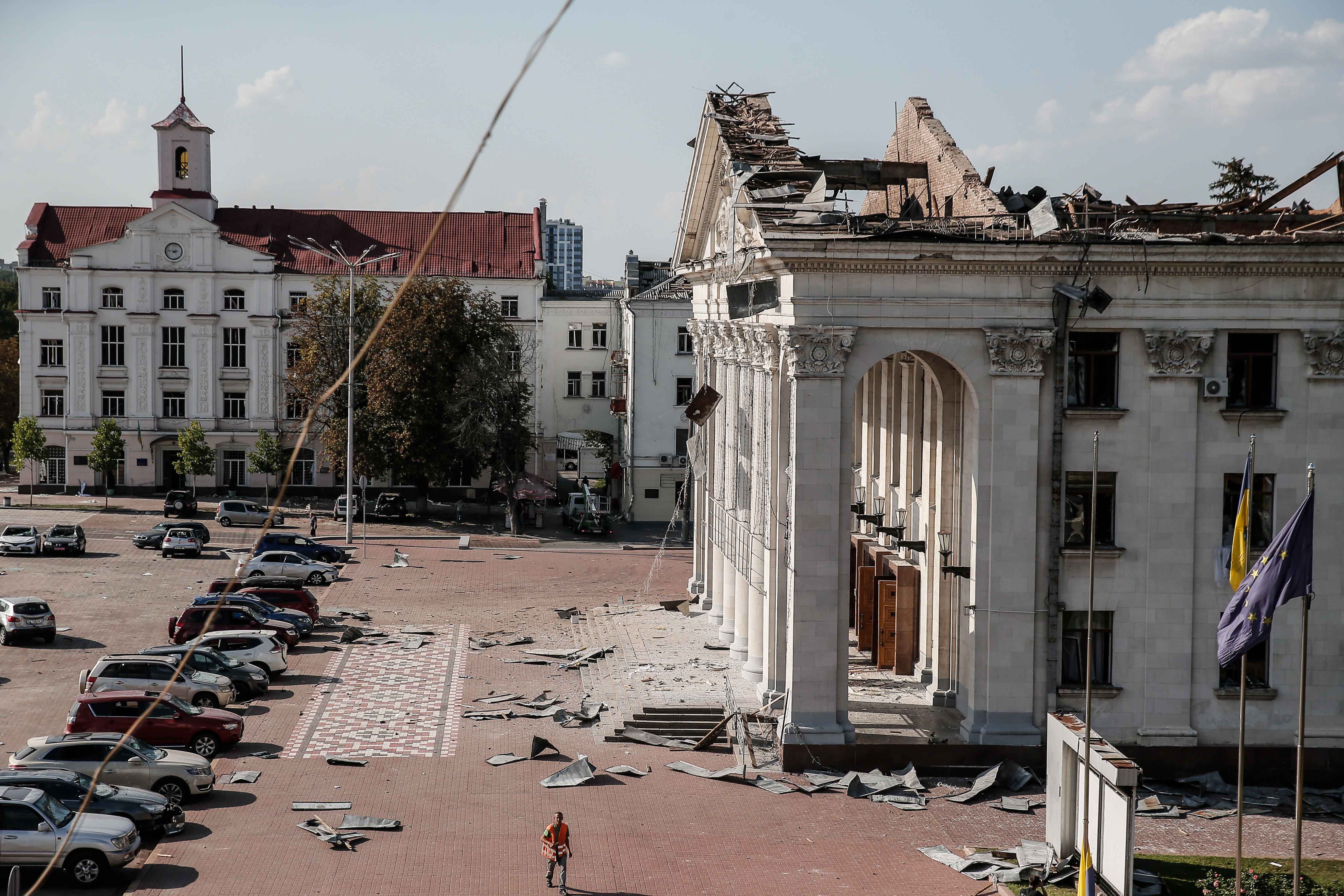 Colipito Ripatalo Colpito il teatro di Chernihiv — Il Globo