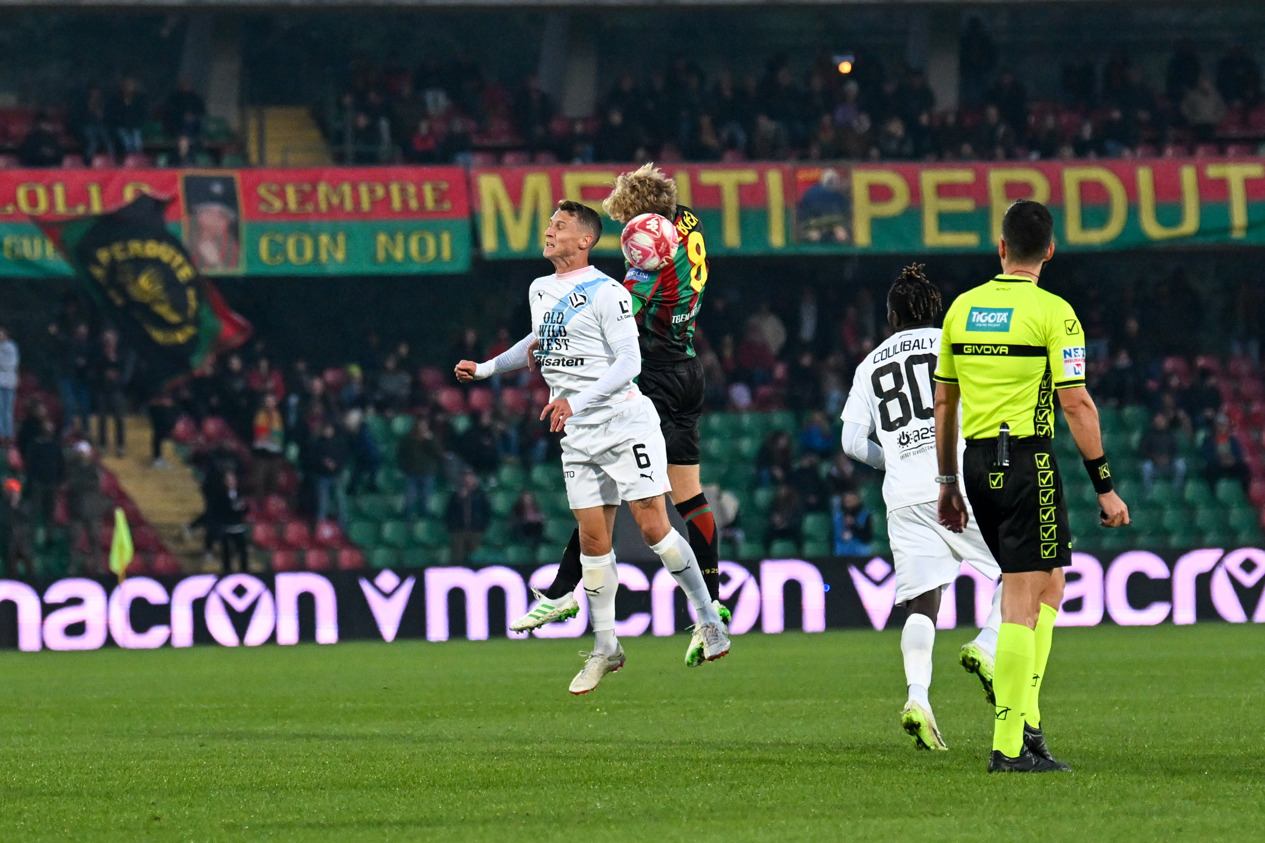 Gomes joins Palermo