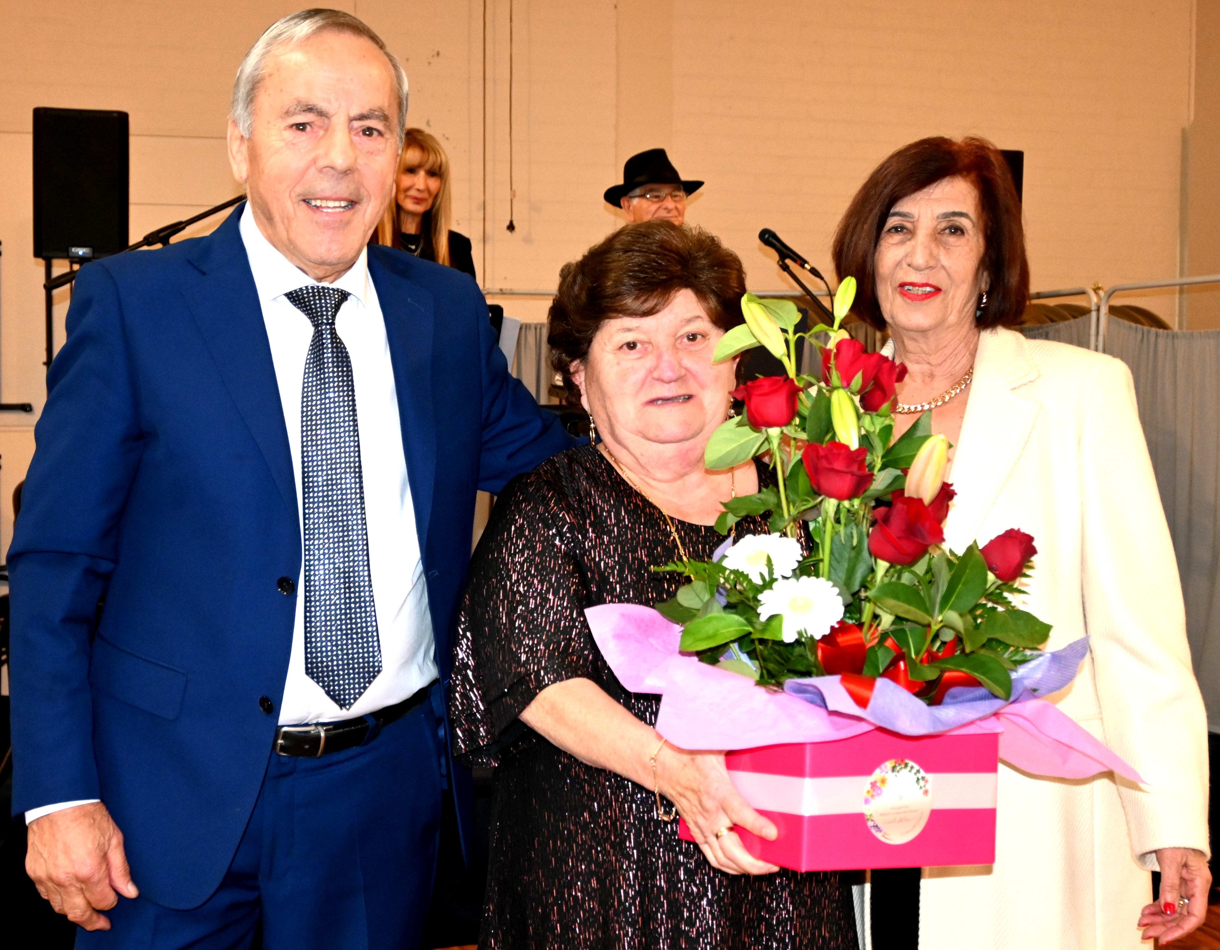 Pienone di partecipanti alla Festa della Mamma — Il Globo