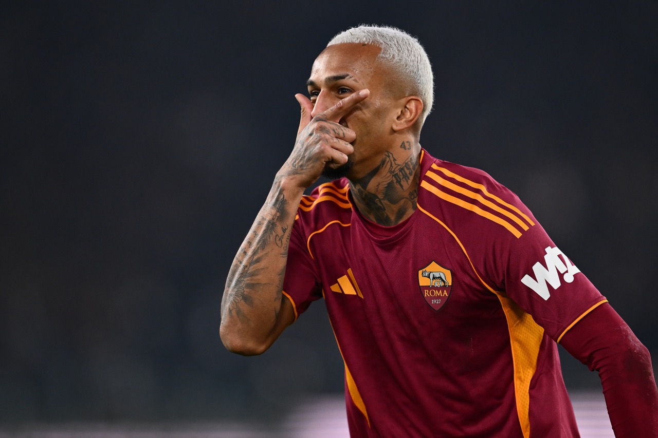 Roma di misura sul Como: decide Wesley — Il Globo