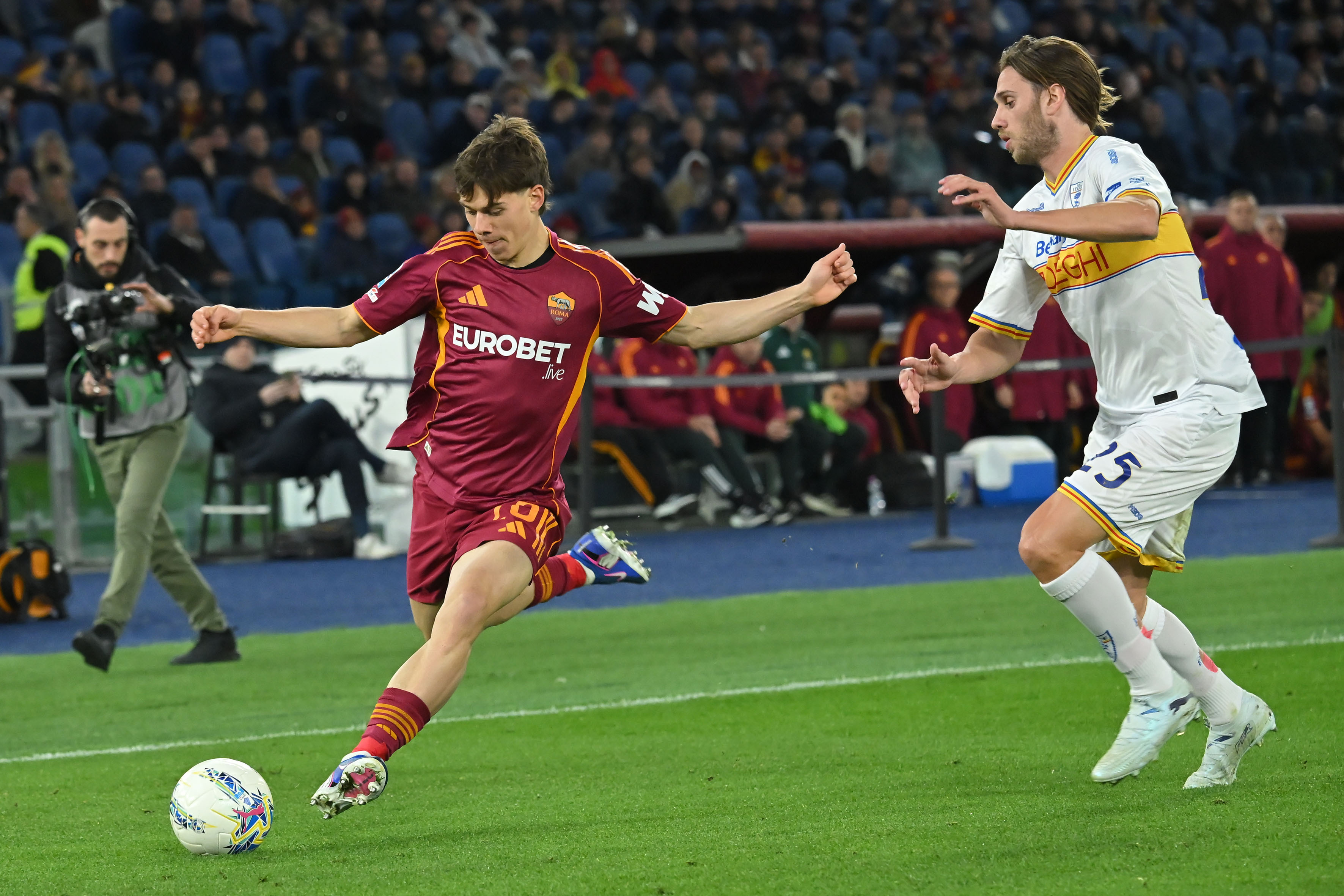 Lone goal enough for Roma against Lecce