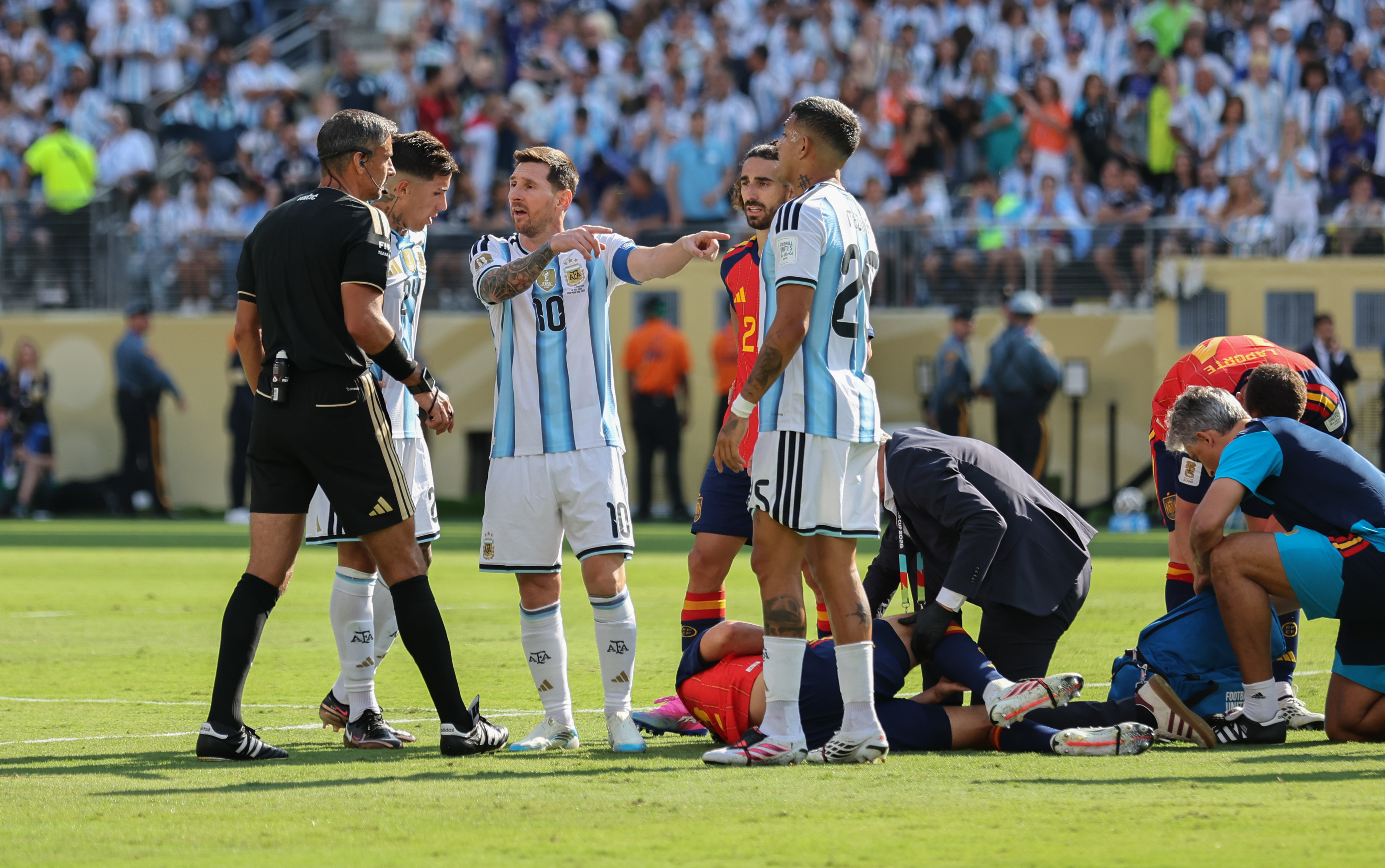 Spagna campione del mondo, finale ad alta tensione